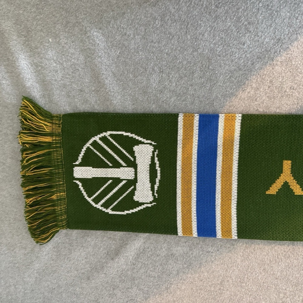 New Portland Thorns Green Yellow Scarf For The Rose City Women's Soccer - Picture 9 of 10